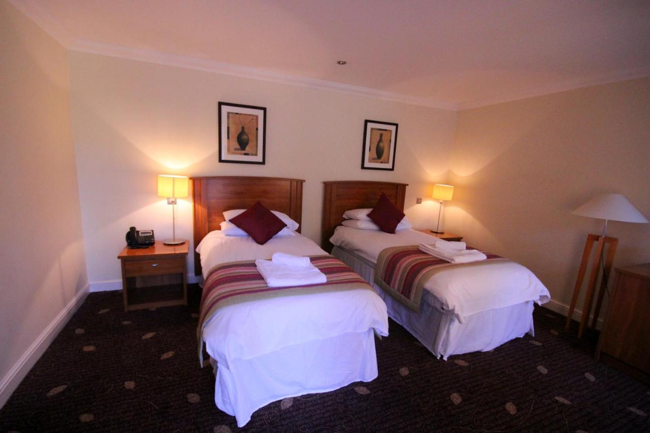 Plas Derwen Hotel Abergavenny Exterior foto