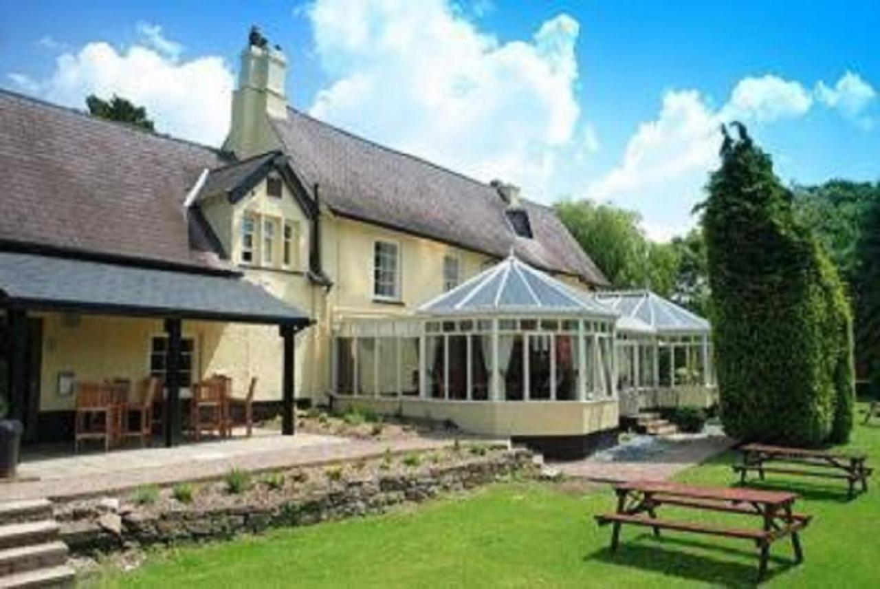 Plas Derwen Hotel Abergavenny Exterior foto